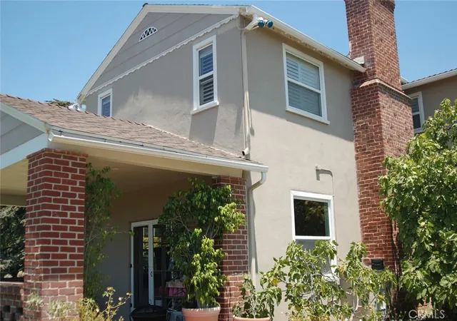 Photo 3 of Single family home for sale at 13978 Summit Dr, Whittier, CA 90602 | MLS# SR26152865 | Listing updated on 2026-10-03