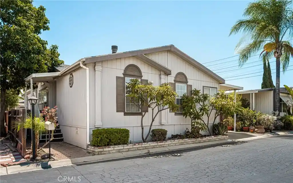 Photo 1 of Manufactured home for sale at 1616 S Euclid #71, Anaheim, CA 92802 | MLS# PW26151611 | Listing updated on 2026-10-16