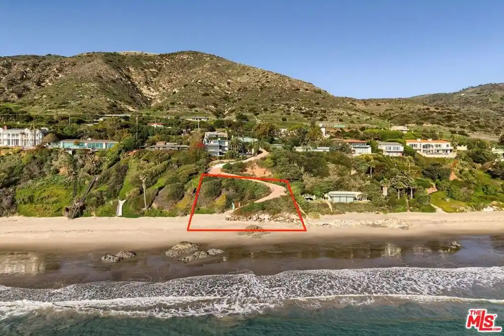 Photo 1 of Land for sale at 33398 Pacific Coast Hwy, Malibu, CA 90265 | MLS# 26859641 | Listing updated on 2026-07-28