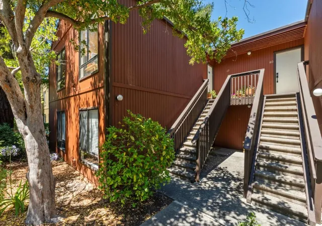 1st image of 62 Pearce Mitchell Pl #62, Stanford, CA 94305 | MLS# ML82054309