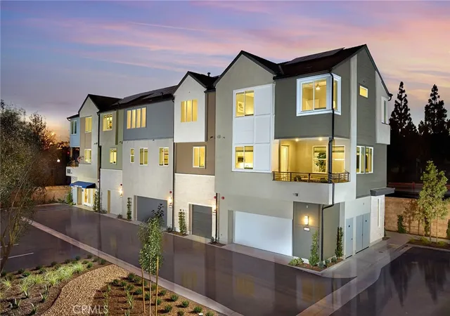 Photo 2 of Townhouse for sale at 1421 E Via Acero, La Habra Heights, CA 90631 | MLS# OC26152636 | Listing updated on 2026-09-21