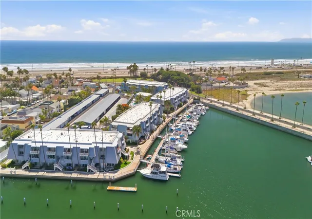 2nd image of 22 Montego Ct, Coronado, CA 92118 | MLS# CV26153535