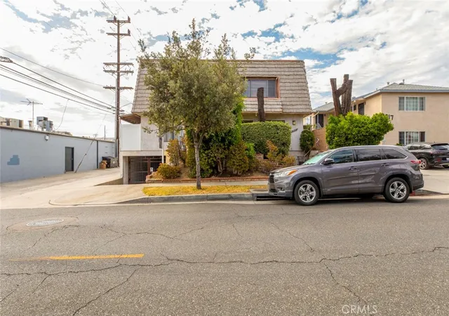 Listing Photo 3 - Condo for sale in building located at 1013 Allen, Glendale, CA 91201 - Unit #6