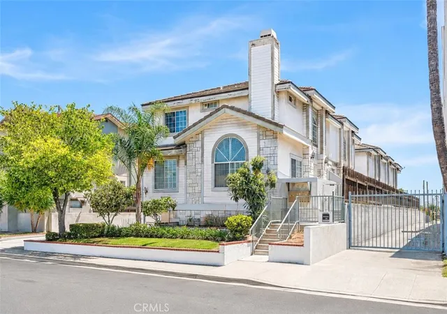 Townhouse for sale at 1512 Prospect #B, San Gabriel, CA 91776 | MLS# CV26126551