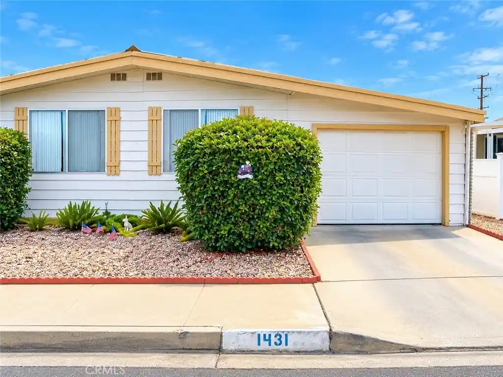 Photo 1 of Manufactured home for sale at 1431 Bella Vista, Hemet, CA 92543 | MLS# IG26154285 | Listing updated on 2026-10-16