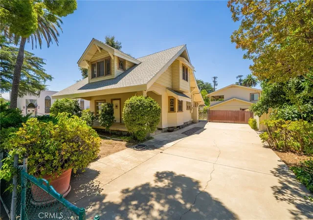 Photo 2 of Single family home for sale at 2382 Bonita Ave, La Verne, CA 91750 | MLS# CV26154615 | Listing updated on 2026-09-20