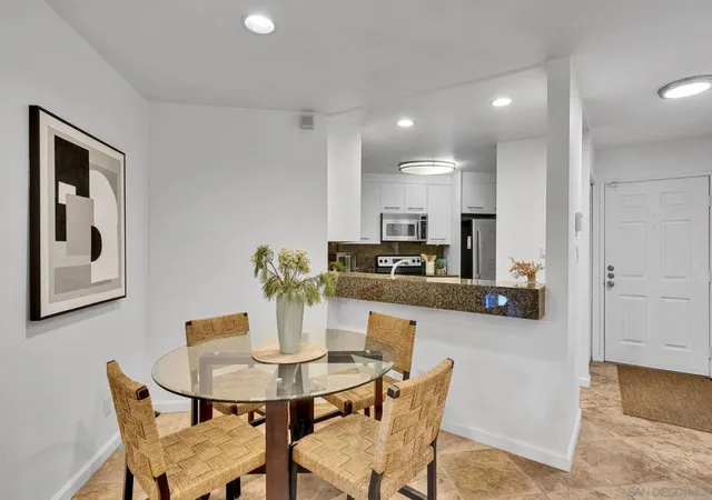 Listing Photo 4 - Condo for sale in building located at 7545 Charmant Dr, San Diego, CA 92122 - Unit #UNIT 1503