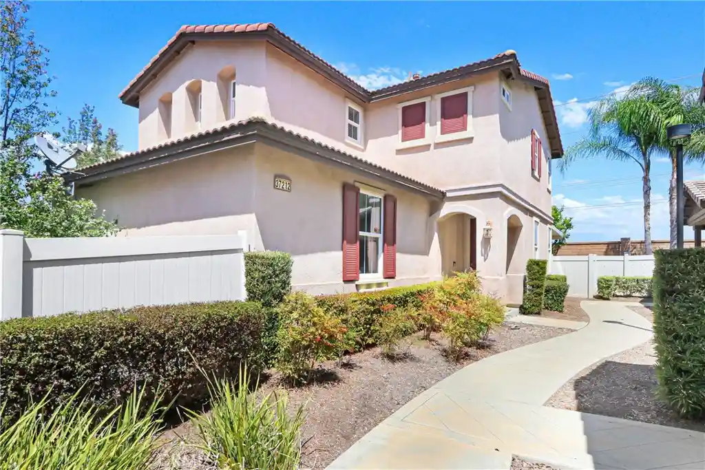 Photo 1 of Sale Pending at 37212 Ascella Ln, Murrieta, CA 92563 | MLS# SW26145249 | Listing updated on 2026-08-12