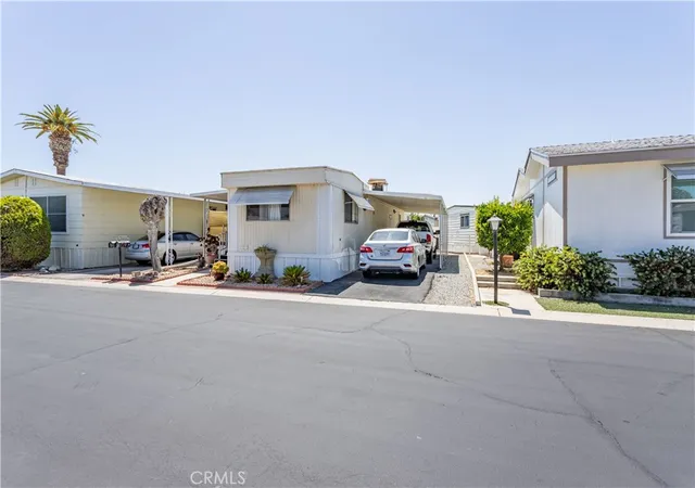 4th image of 575 S Lyon Ave #161, Hemet, CA 92543 | MLS# SR26154642