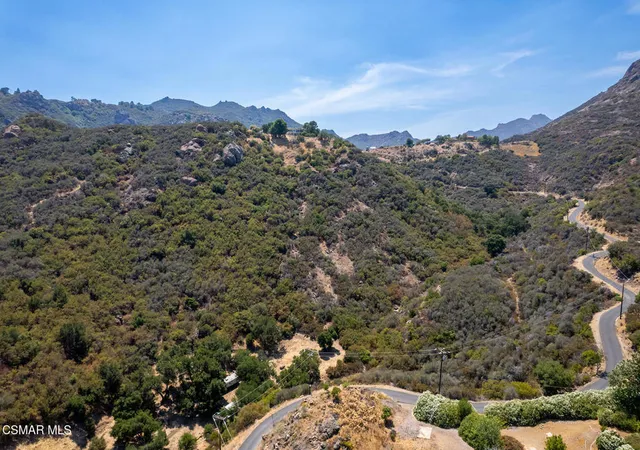 18th image of 115 Carlisle Rd, Thousand Oaks, CA 91361 | MLS# 226003359