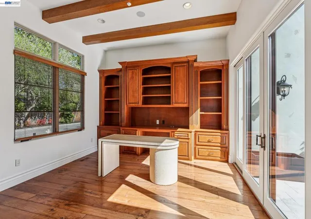 Photo 4 of Single family home for sale at 1439 Vine Ln, Alamo, CA 94507 | MLS# 41141713 | Listing updated on 2026-10-07