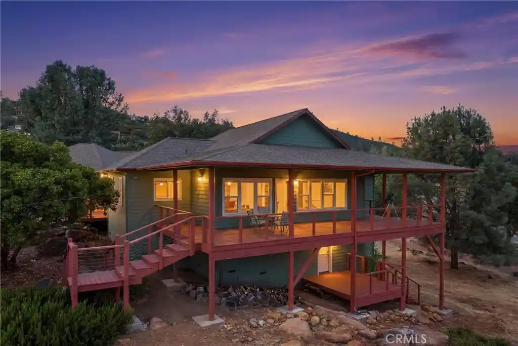 Photo 1 of Single family home for sale at 16542 Crescent Ct, Hidden Valley Lake, CA 95467 | MLS# LC26152905 | Listing updated on 2026-10-16