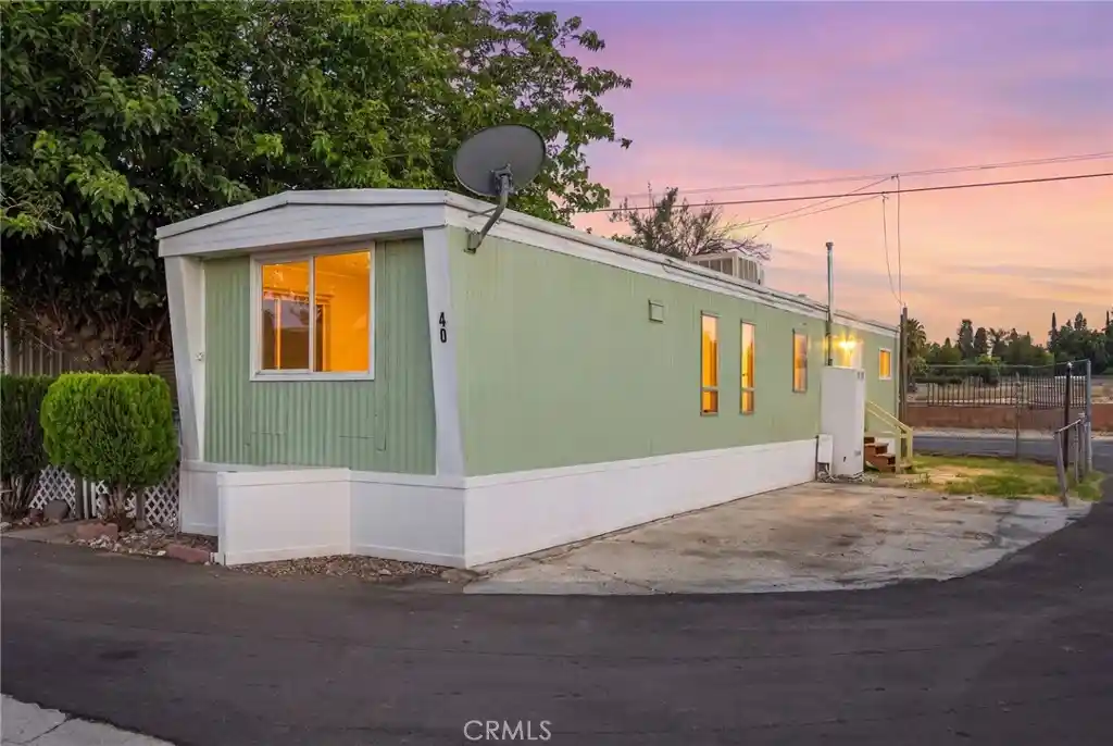 Photo 1 of Manufactured home for sale at 2150 S San Jacinto Ave #40, San Jacinto, CA 92583 | MLS# WS26154763 | Listing updated on 2026-10-16