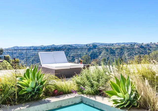Photo 2 of Single family home for sale at 9633 Highridge Dr, Beverly Hills, CA 90210 | MLS# P1-28036 | Listing updated on 2026-10-05