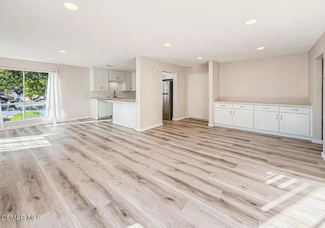 Homes for sale in Thousand Oaks, CA | 291 Sequoia Ct #17, Thousand Oaks, CA 91360 | MLS# 226003364
