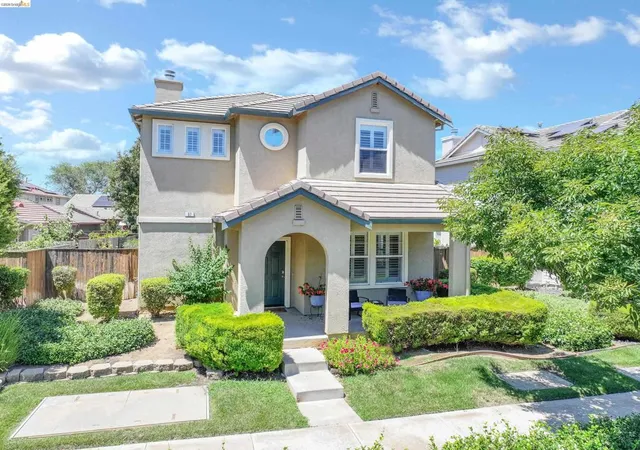 Photo 1 of Single family home for sale at 97 Lexington St, Brentwood, CA 94513 | MLS# 41141752 | Listing updated on 2026-09-26