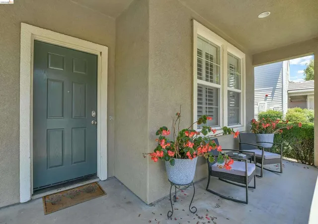 Photo 2 of Single family home for sale at 97 Lexington St, Brentwood, CA 94513 | MLS# 41141752 | Listing updated on 2026-09-26