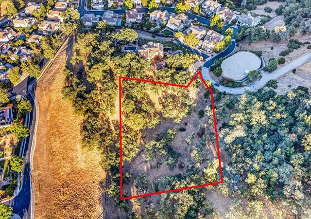 3rd image of 7413 Hoylake Ct, Gilroy, CA 95020 | MLS# ML82054361