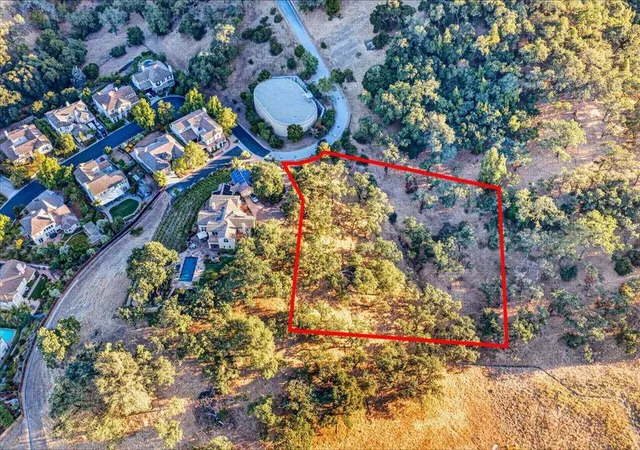 5th image of 7413 Hoylake Ct, Gilroy, CA 95020 | MLS# ML82054361