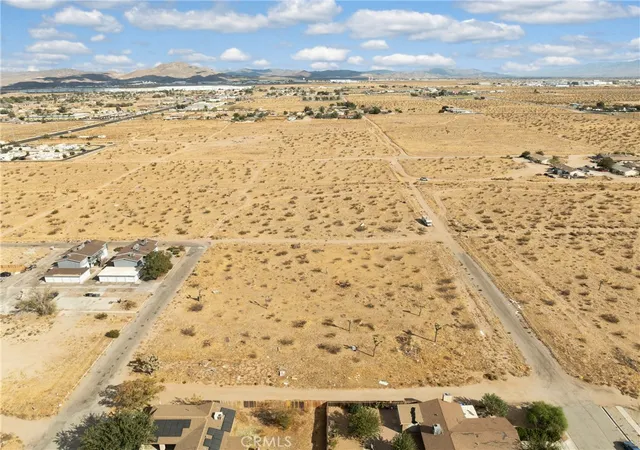 5th image of 0 Lawson Ave, Adelanto, CA 92301 | MLS# HD26154949