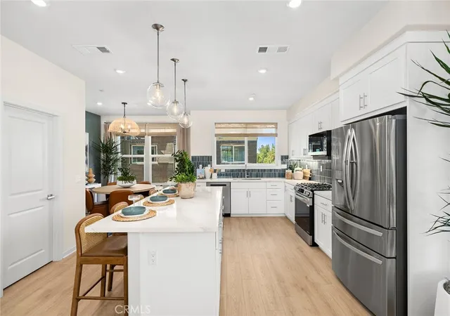 Photo 2 of Townhouse for sale at 440 S Linden St, Pomona, CA 91766 | MLS# OC26154970 | Listing updated on 2026-10-31