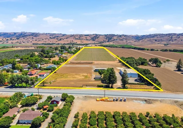Photo 2 of Land for sale at 3065 Pacheco Pass Hwy, Gilroy, CA 95020 | MLS# ML82054370 | Listing updated on 2026-07-16