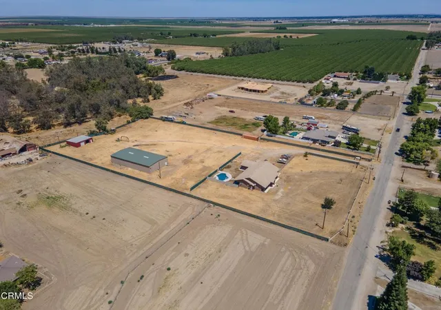 Photo 2 of Sale Pending at 13111 Eberle, Bakersfield, CA 93313 | MLS# V1-37636 | Listing updated on 2026-09-25