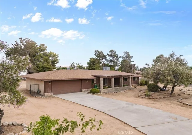 Photo 1 of Single family home for sale at 19801 Talihina, Apple Valley, CA 92307 | MLS# CV26149562 | Listing updated on 2026-09-29