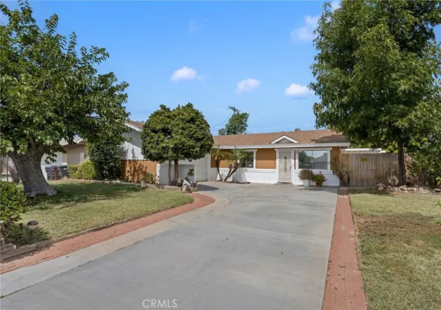 Photo 2 of Sale Pending at 24548 Hemlock, Moreno Valley, CA 92557 | MLS# HD26155109 | Listing updated on 2026-09-08