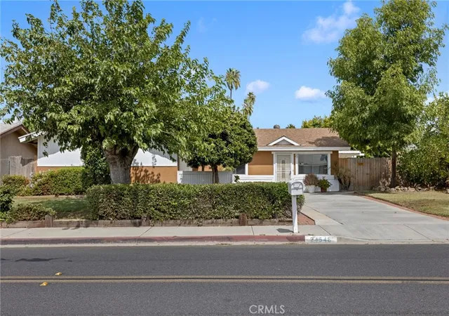 Photo 3 of Sale Pending at 24548 Hemlock, Moreno Valley, CA 92557 | MLS# HD26155109 | Listing updated on 2026-09-08