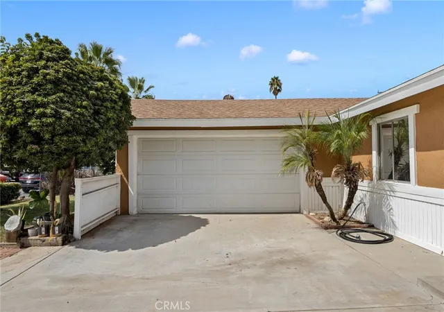 Photo 3 of Sale Pending at 24548 Hemlock, Moreno Valley, CA 92557 | MLS# HD26155109 | Listing updated on 2026-09-08
