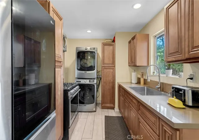 Photo 4 of Sale Pending at 24548 Hemlock, Moreno Valley, CA 92557 | MLS# HD26155109 | Listing updated on 2026-09-08