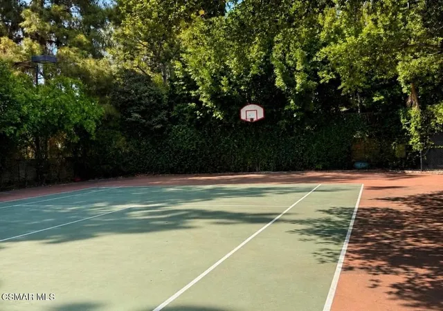 10th image of 9725 Babbitt Ave, Northridge, CA 91325 | MLS# 226003375