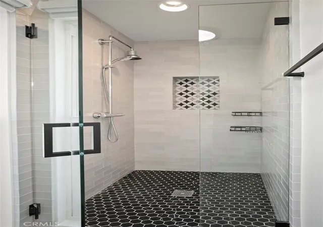 Photo 4 of Condo for sale at 2648 State St #25, Santa Barbara, CA 93105 | MLS# SC26155132 | Listing updated on 2026-10-07