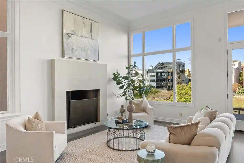 Single family home for sale at 5206 Pacific Ave, Marina Del Rey, CA 90292 | MLS# SR26155177