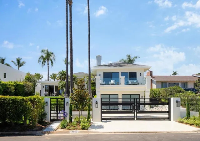 3rd image of 5918 Germaine Ln, La Jolla, CA 92037 | MLS# 260017365SD