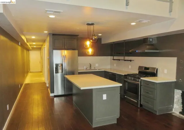Photo 3 of Condo for sale at 5410 Trask St, Oakland, CA 94601 | MLS# 41141786 | Listing updated on 2026-09-24
