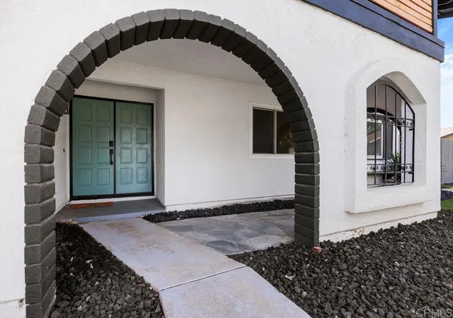 4th image of 851 Casa De Oro Pl, Escondido, CA 92025 | MLS# PTP2605366