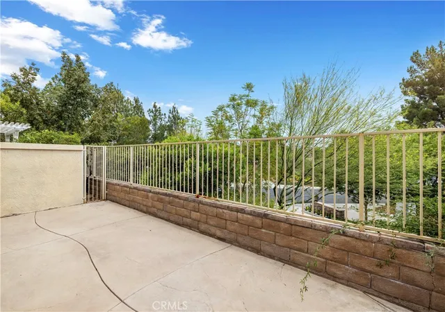 Photo 13 of Sale Pending at 26975 Hillsborough #88, Valencia, CA 91354 | MLS# SR26153325 | Listing updated on 2026-10-05