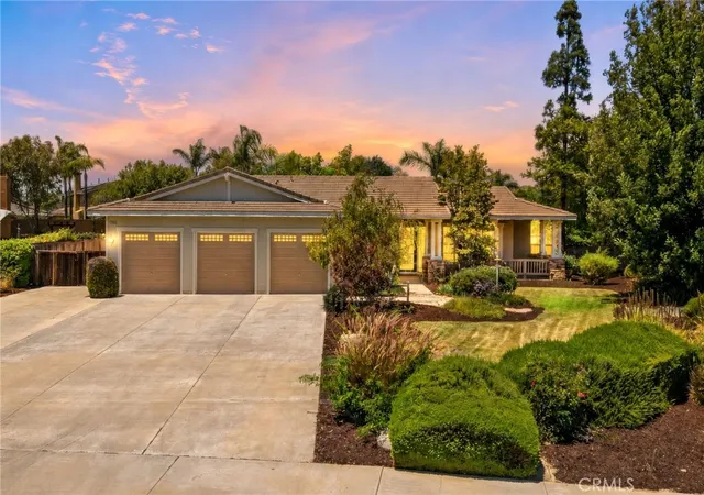 Photo 1 of Sale Pending at 42248 Chisolm Trl, Murrieta, CA 92562 | MLS# SW26155301 | Listing updated on 2026-09-11