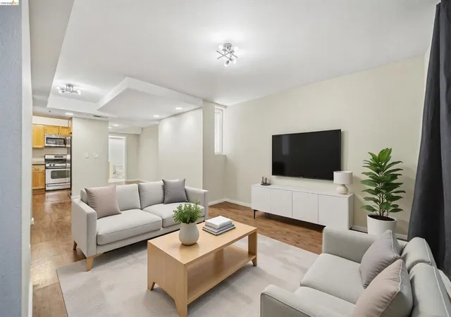 1st image of 425 28th Street #101B, Oakland, CA 94609 | MLS# 41141824