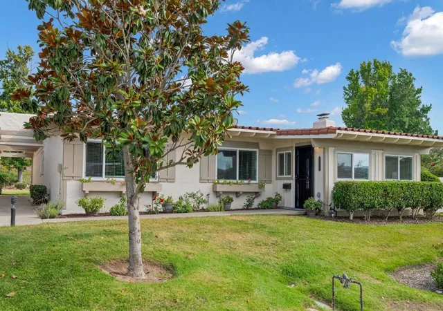 Photo 2 of Condo for sale at 12435 Rios Rd, San Diego, CA 92128 | MLS# 260017399SD | Listing updated on 2026-10-08