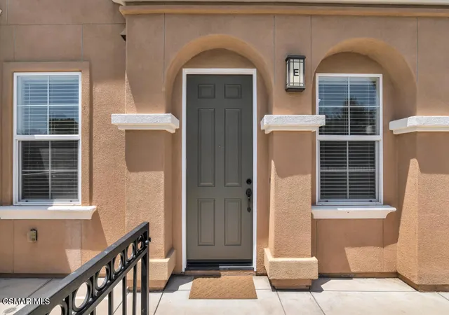 2nd image of 1618 Heywood St #E, Simi Valley, CA 93065 | MLS# 226003384