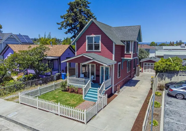 Photo 1 of Single family home for sale at 312 Laurent St, Santa Cruz, CA 95060 | MLS# ML82052517 | Listing updated on 2026-10-05