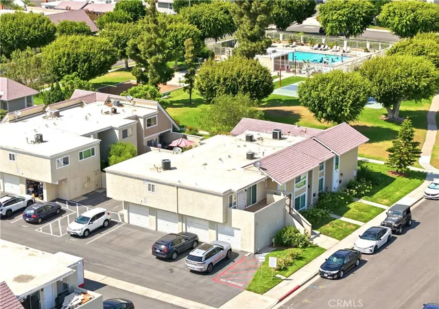 3rd image of 66 Golden Gln, Irvine, CA 92604