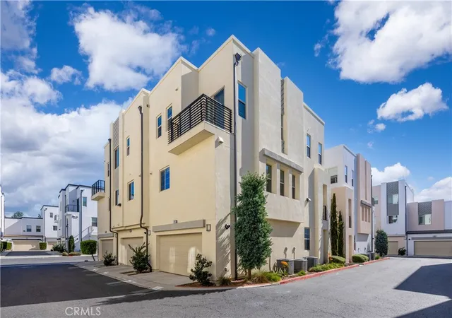 Photo 2 of Condo for sale at 222 Harringay, Irvine, CA 92618 | MLS# OC26155387 | Listing updated on 2026-09-10