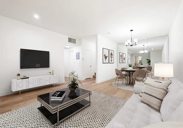 Photo 4 of Condo for sale at 14159 Dickens St #110, Sherman Oaks, CA 91423 | MLS# SR26153634 | Listing updated on 2026-09-27