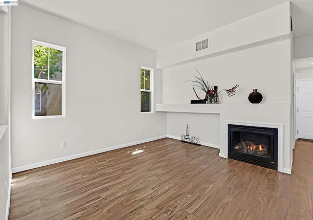 Photo 3 of Condo for sale at 341 Imagination Pl, Milpitas, CA 95035 | MLS# 41141835 | Listing updated on 2026-10-03