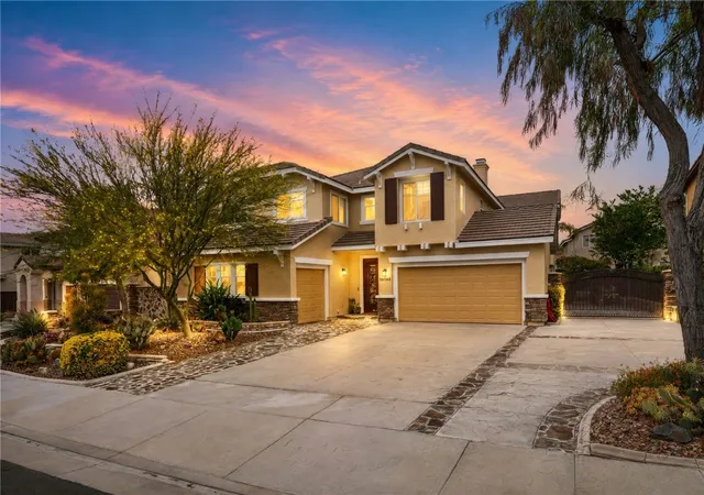 Photo 1 of Single family home for sale at 26352 Palm Tree, Murrieta, CA 92563 | MLS# SW26154943 | Listing updated on 2026-10-03