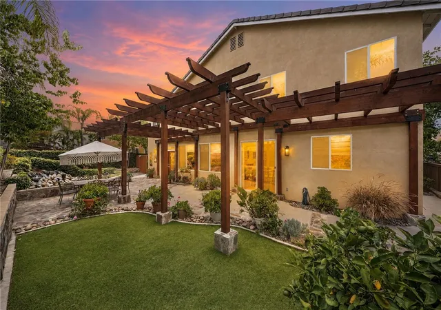 Photo 2 of Single family home for sale at 26352 Palm Tree, Murrieta, CA 92563 | MLS# SW26154943 | Listing updated on 2026-10-03